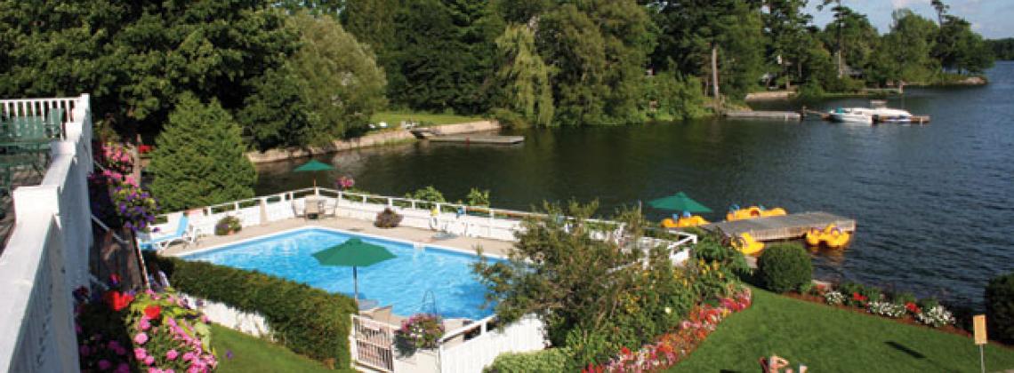 Glen House Resort pool